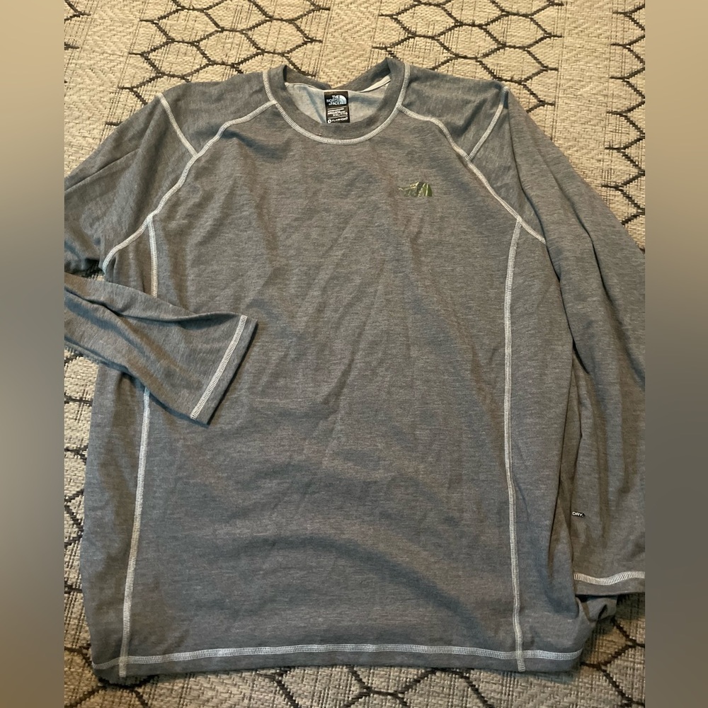 Gray North Face long sleeve tshirt